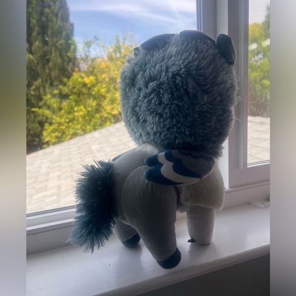 Harry Potter hippogriff plush - Picture 3 of 4